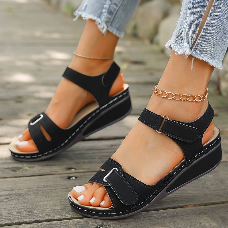 Alfreda Orthopedic Sandal | Kayse