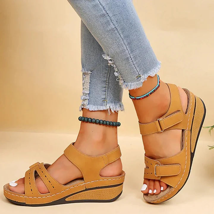 Alfreda Orthopedic Sandal | Kayse